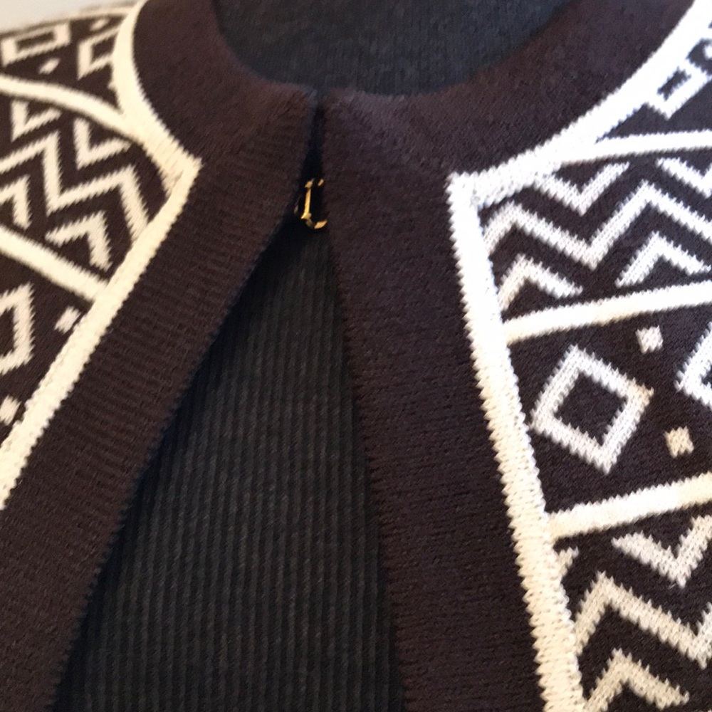 NWT St. John Cardigan - Picture 2 of 8